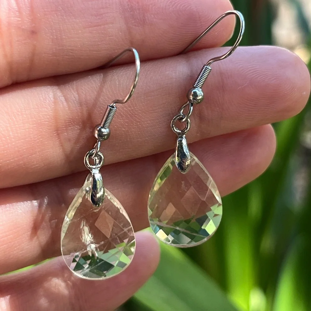 Stainless‎ steel faceted lemon quartz earrings